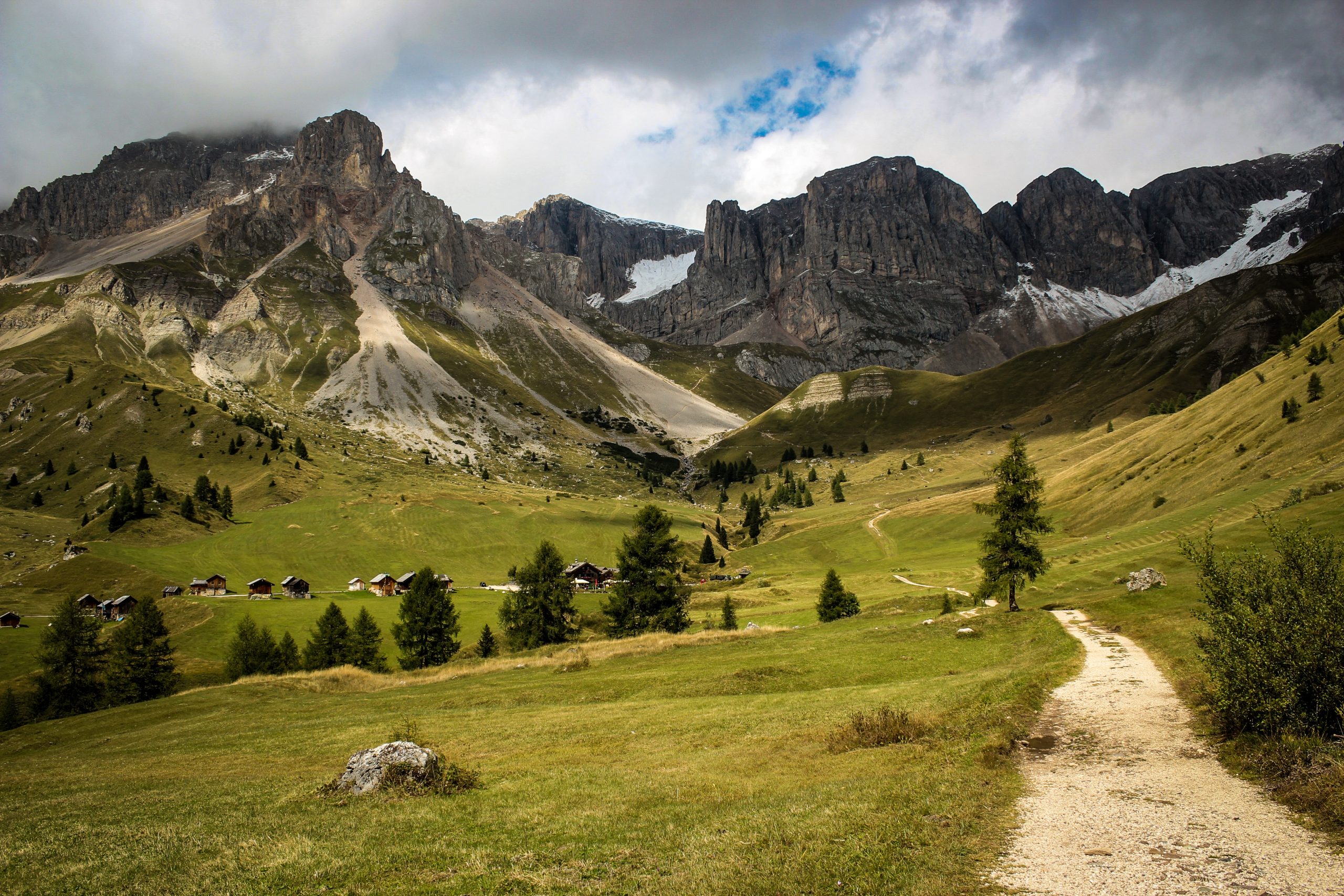 hiking in italy