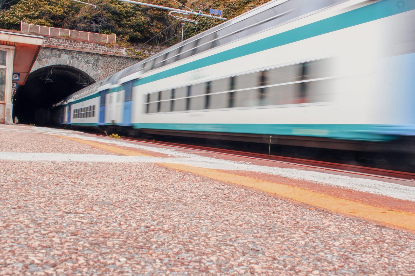 claudio-carrozzo-I-VOHzmMZ5c-unsplash