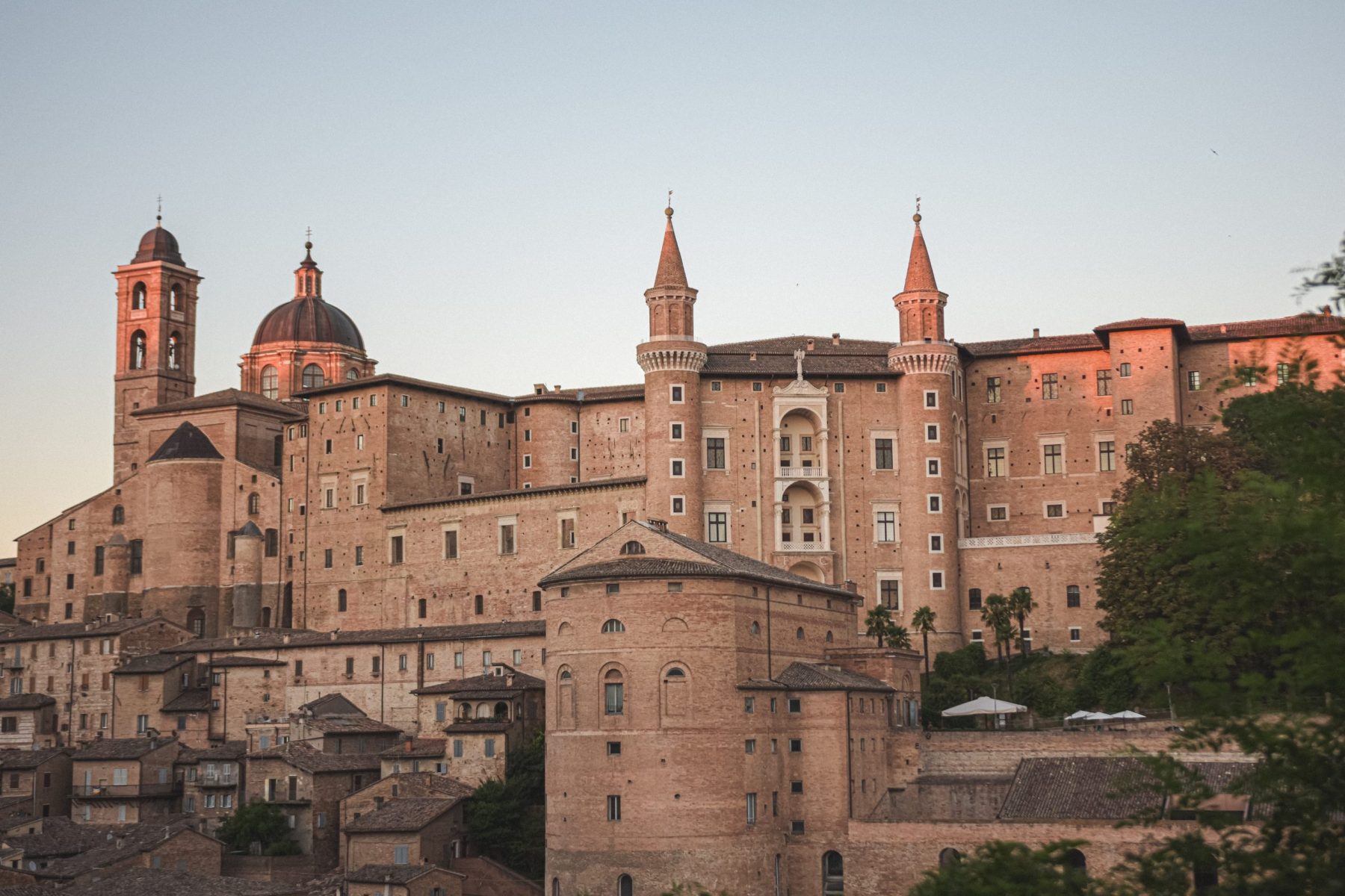 skyline of city peso Urbino