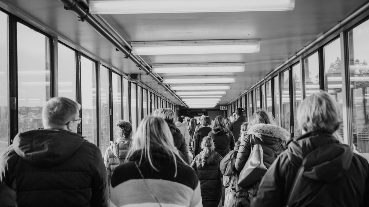 madeleine-maguire-B98gu5LAwX0-unsplash