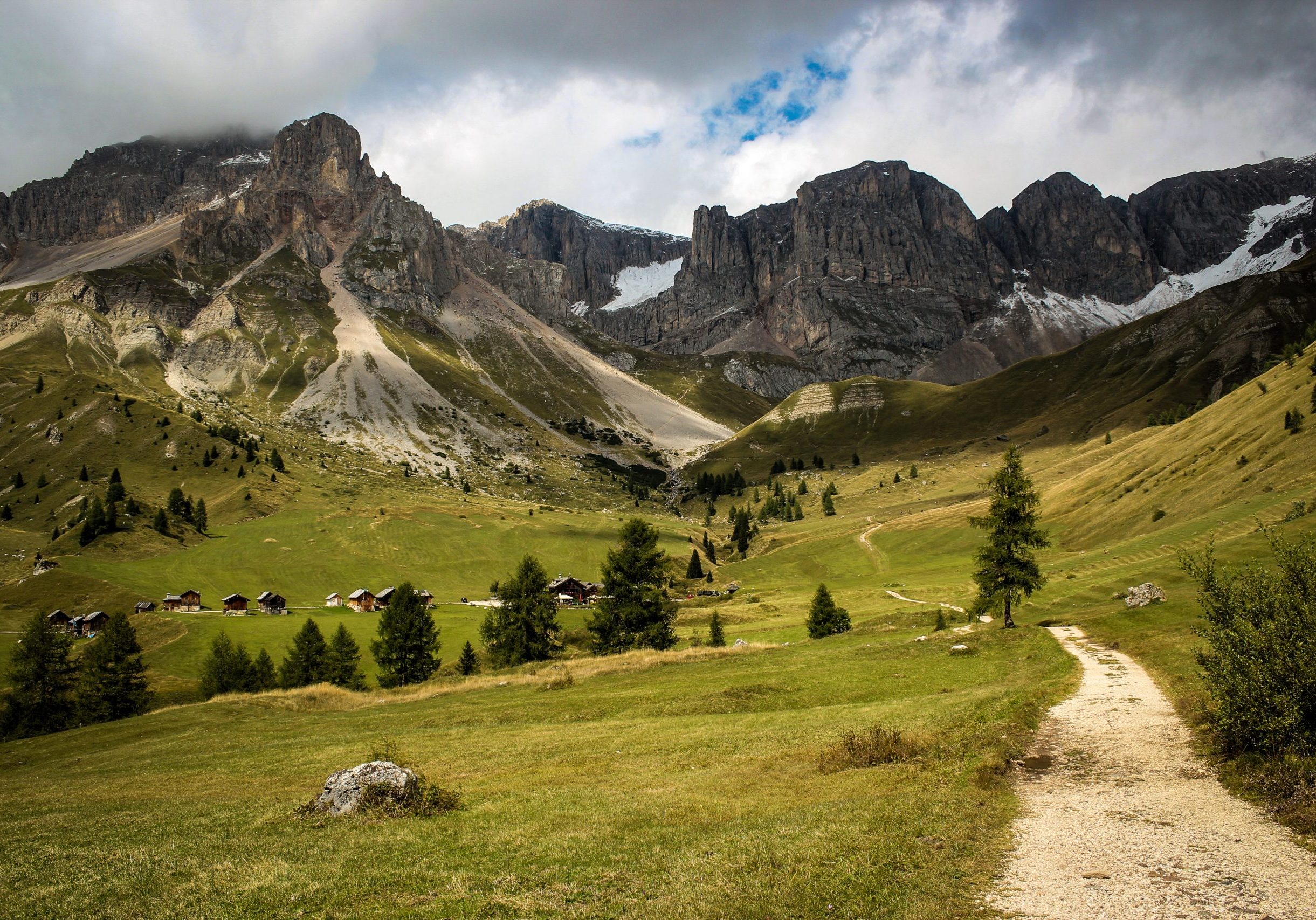hiking in italy