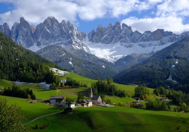 stefano-bazzoli-_KhePTaoa10-unsplash