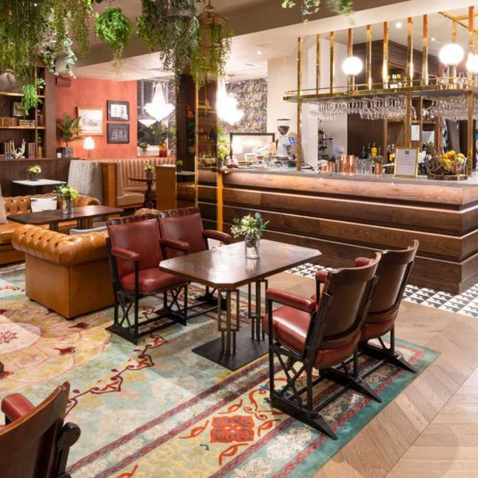 signature pubs