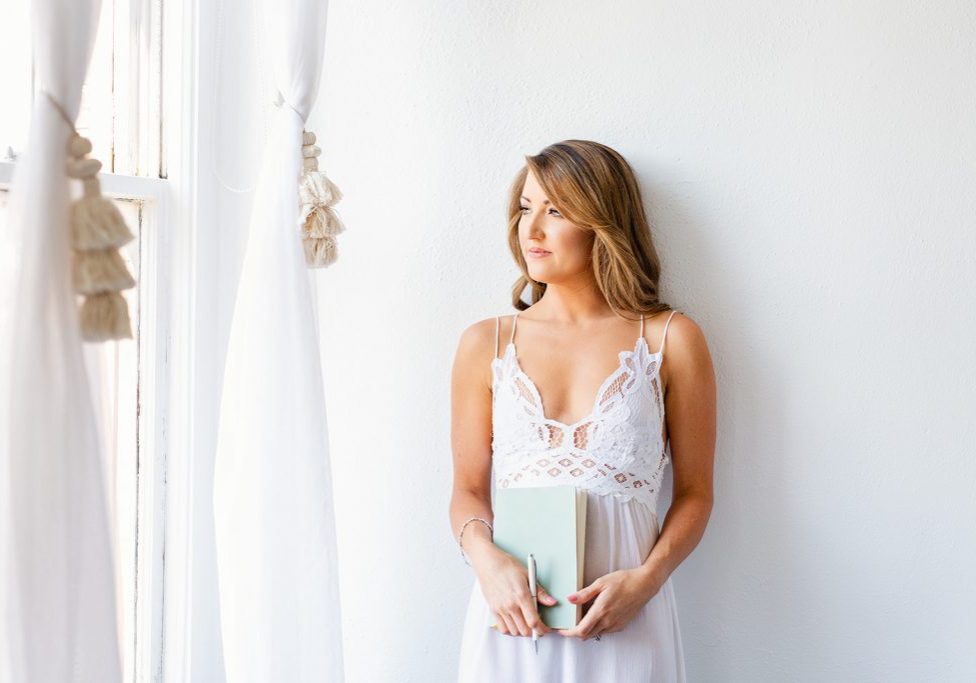 LYNDIE PUTNAM | HOLISTIC LIFE COACH
